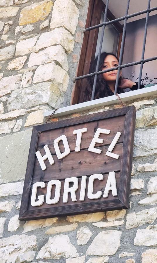 Hotel Gorica - Unesco Quarter Berat Extérieur photo