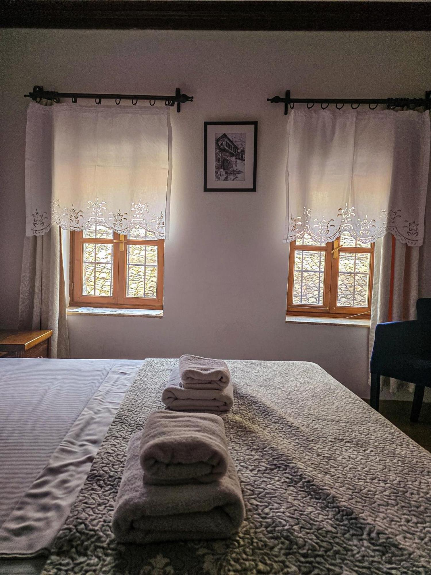 Hotel Gorica - Unesco Quarter Berat Extérieur photo